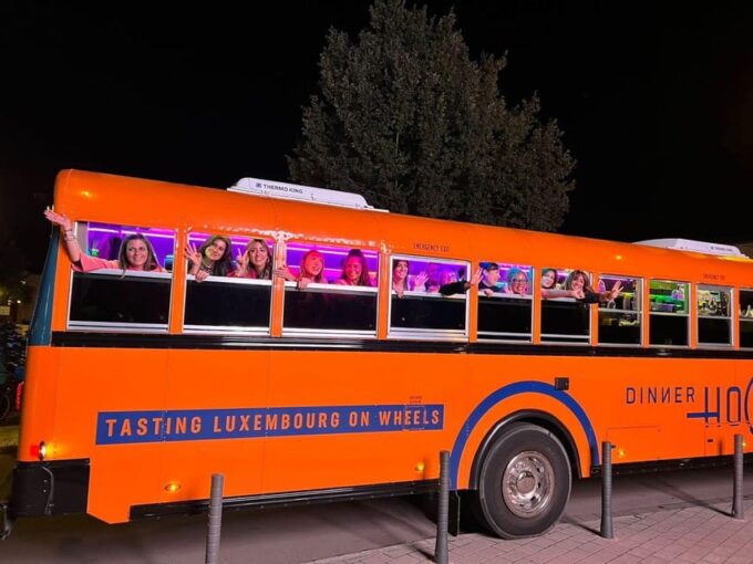 Luxembourg: Italian-Style Dinner in a Vintage Bus - Payment and Cancellation Policy