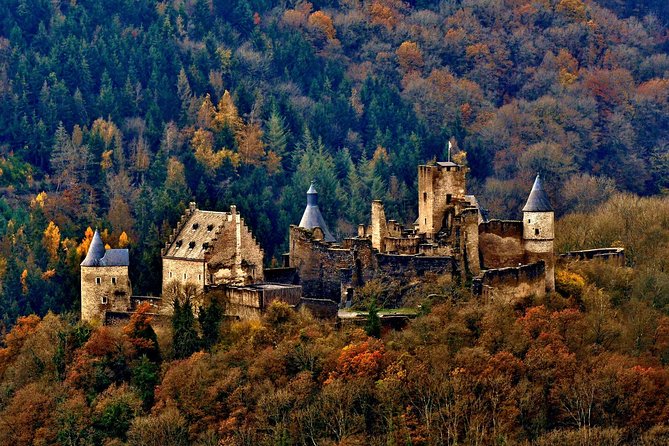 Luxembourg Private Walking Tour With A Professional Guide - Inclusions and Meeting Details