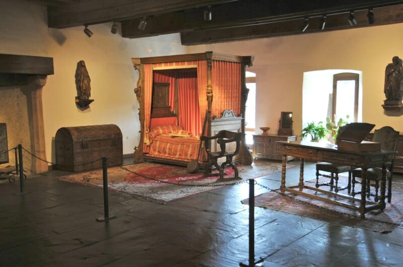 Luxembourg: Vianden Castle Entry Ticket - Customer Reviews and Ratings