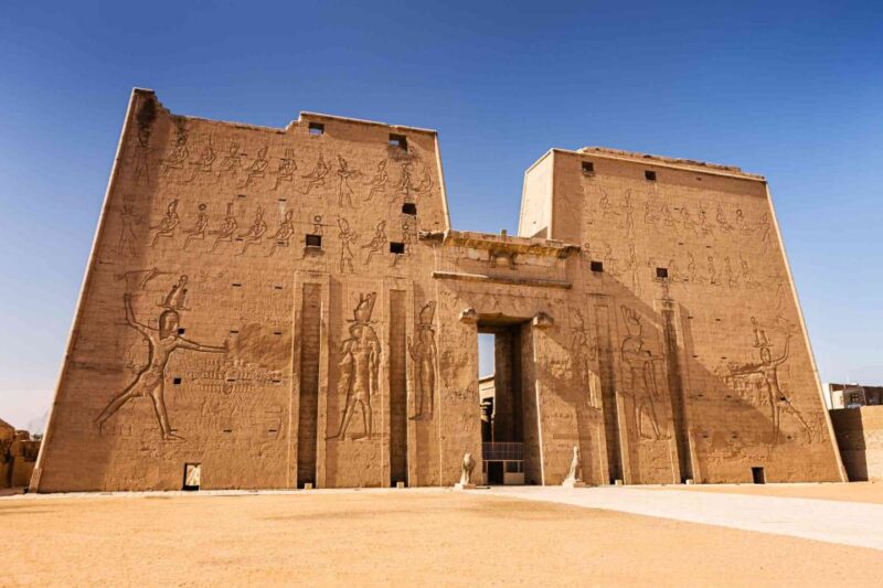 Luxor: 3-Day Nile Cruise to Aswan With Balloon - Cruise Ship Accommodations