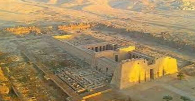 Luxor: Dendera and Medinet Habu Private Guided Day Tour - Guided Experience