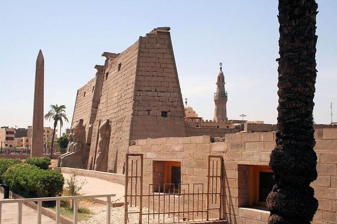 Luxor East and West Bank: Valley of the Kings, Habu Temple,Karnak&Luxor Temples - Pickup Details and Accessibility