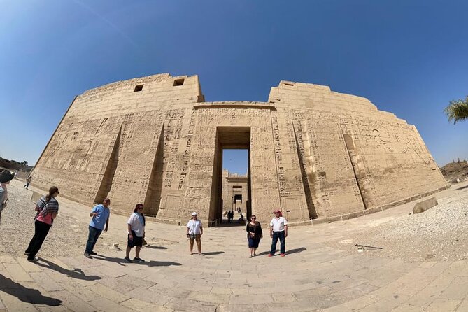 Luxor East and West Banks Include Professional Guide - Accessibility and Additional Info