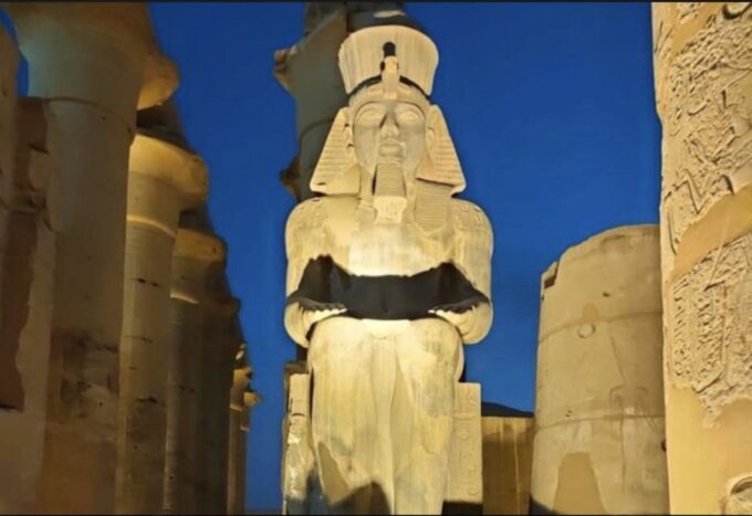 Luxor: East and West Banks Private Tour With Guide and Lunch - Visiting Valley of the Kings