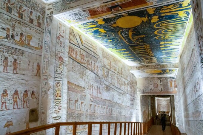 Luxor: Private East and West Banks Tour and Felucca Cruise - Exploring the Valley of the Kings
