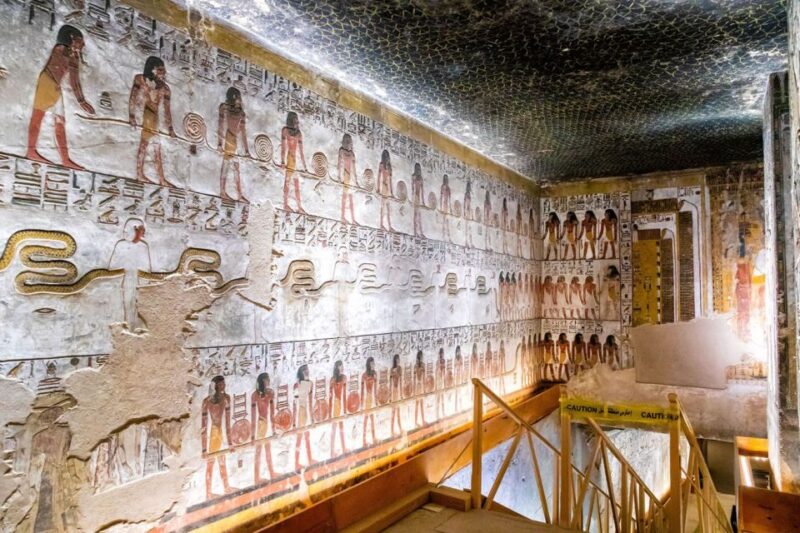 Luxor: Private West Bank Tour With Karnak Sound & Light Show - Itinerary Highlights