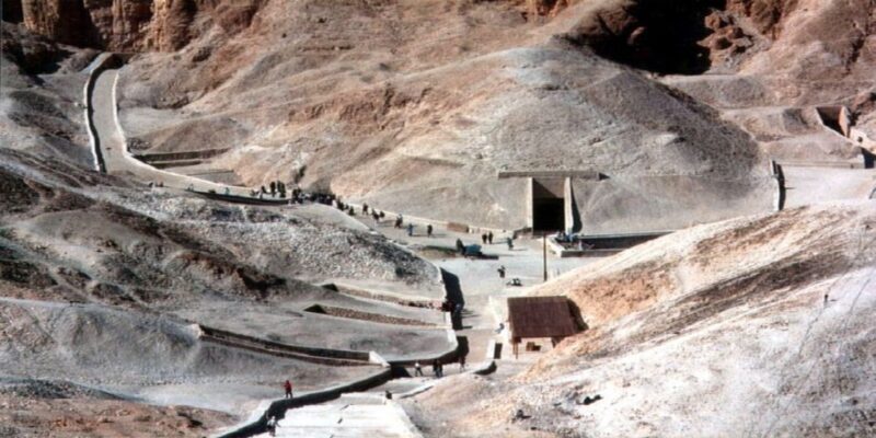 Luxor: Valley of the Kings and Queens Guided Tour With Lunch - Preparation and Recommendations