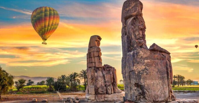 Luxor: VIP Private Sunrise Hot Air Balloon With Breakfast - Duration and Price