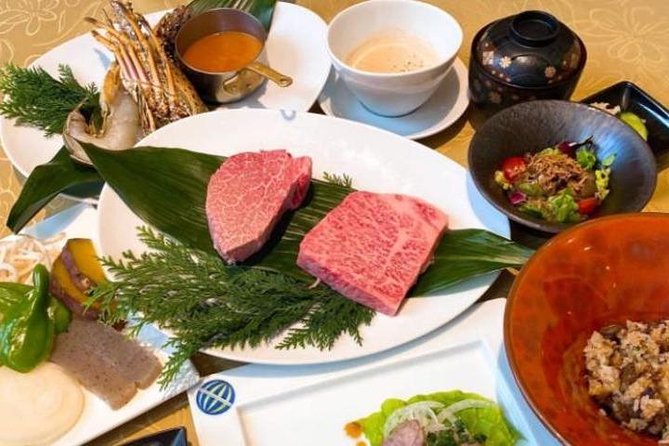 Luxurious Kobe Beef Teppanyaki Course Meal in Kobe - Main Course Highlights