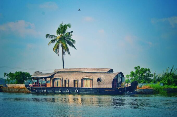 Luxurious, Overnight Alleppey Houseboat Tour (02 Days) - Restrictions