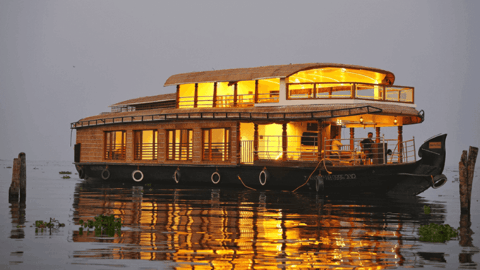Luxurious, Overnight Alleppey Houseboat Tour (02 Days) - Pricing and Booking