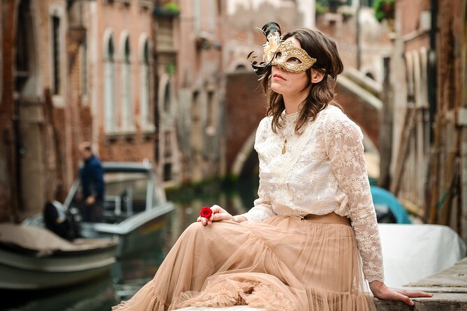Luxurious Photoshoot in Venice - Meeting and End Point