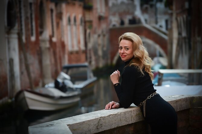 Luxurious Photoshoot in Venice - Transportation and Location
