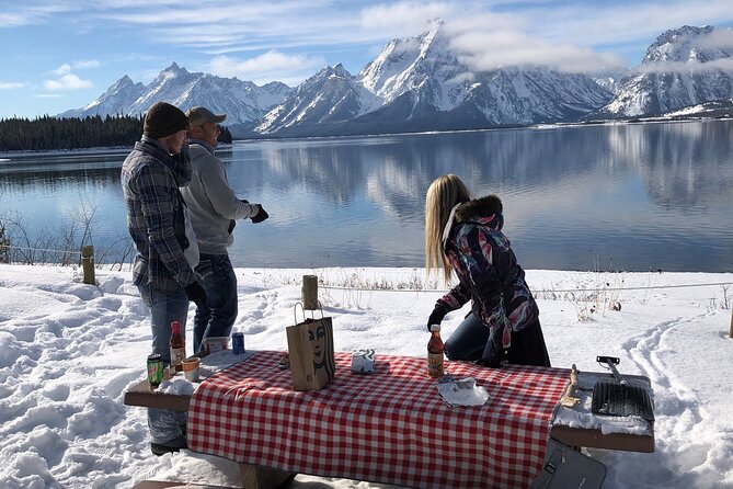 Luxury 1/2 Day Winter Grand Teton Tour & Sleigh Ride - Exploring the National Elk Refuge