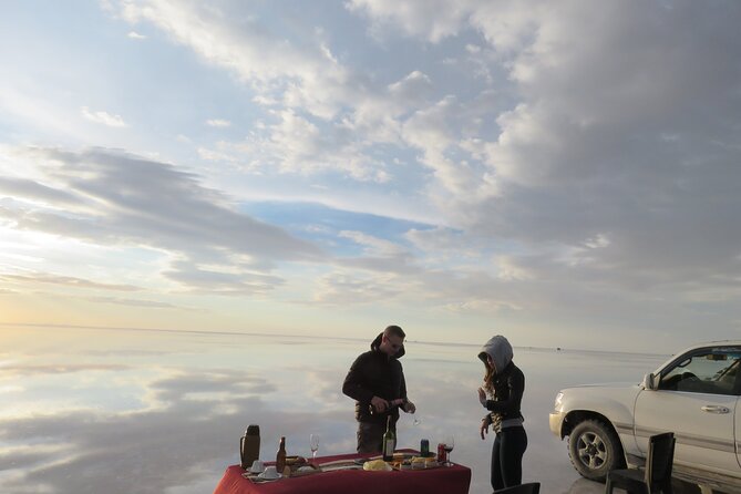 Luxury 2 Days Trip From La Paz to Uyuni Salt Flats by Flight - Meals Included