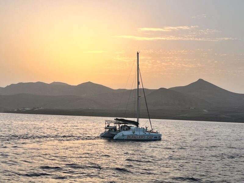 Luxury 4 Hour Private Sailing to Papagayo Beaches - Maximum Capacity and Inclusions