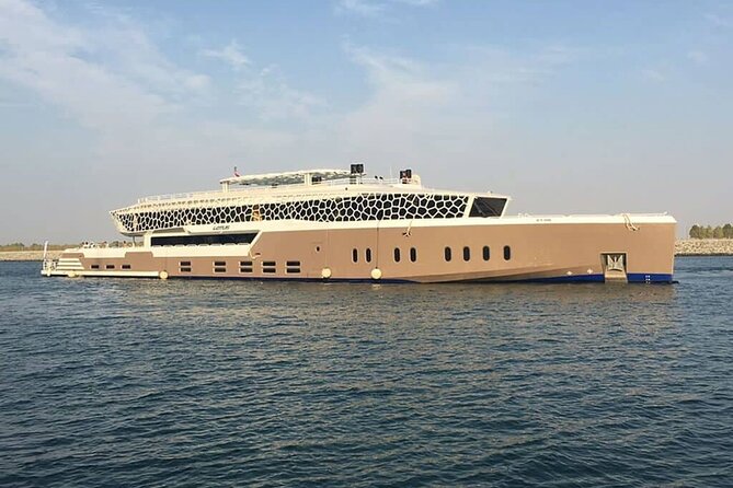 Luxury 7 Star Mega Yacht Dinner Cruise With International Buffet - Reviews and Feedback Summary