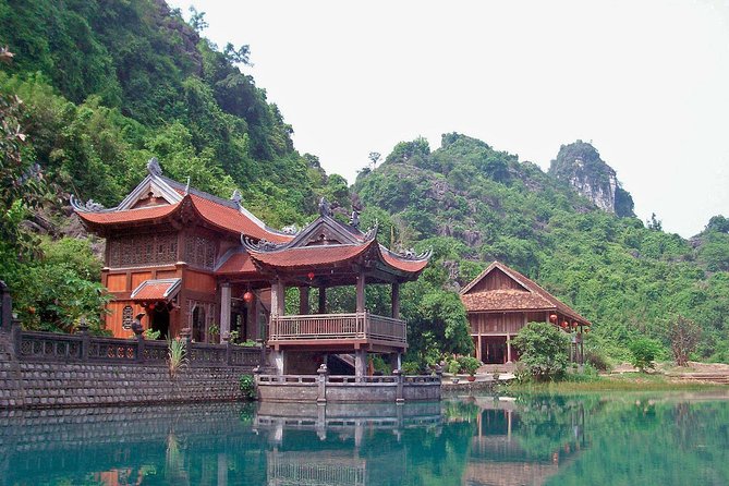 Luxury Bai Dinh - Trang an - Mua Cave With Buffet Lunch - Culinary Delight