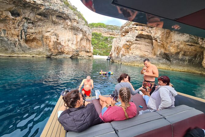 Luxury Blue Cave & 5 Islands Tour From Split - Visiting the Islands