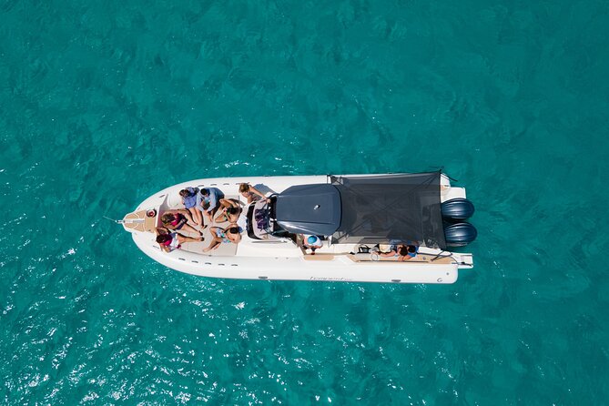 Luxury Boat Private Tour to Favignana E Levanzo in Sicily - Exploring Levanzo
