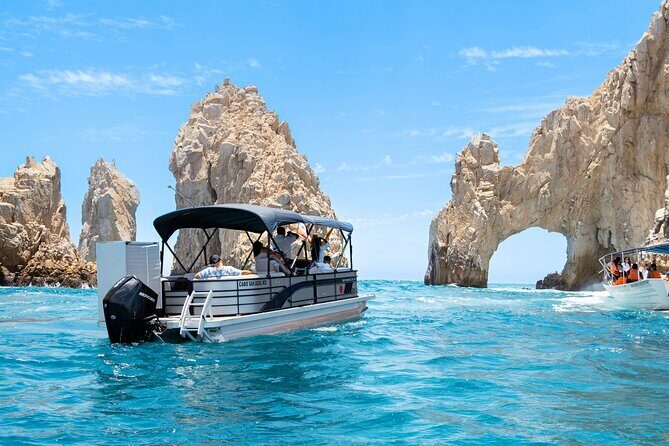 Luxury Boat Trip to the Arch - What to Expect on the Luxury Boat Trip to the Arch