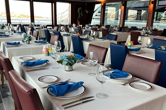 Luxury Bosphorus Cruise Dinner in Istanbul & Turkis Night Show - Bosphorus Cruise Highlights