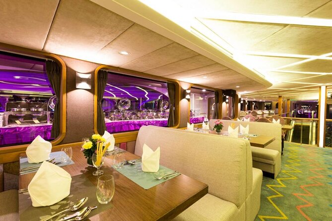 Luxury Candle Light Dinner In Wonderful Pearl Cruise, Bangkok - Dining Experience
