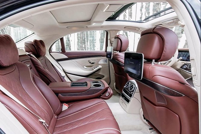 Luxury Car Departure From Central London to Heathrow Airport LHR - Private and Exclusive Experience
