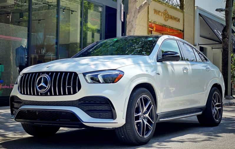 Luxury Car Rental - Experience and Features