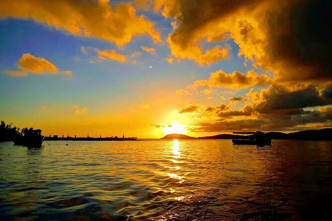 Luxury Catamaran Champagne Sunset Cruise - Maximum Capacity and Pricing