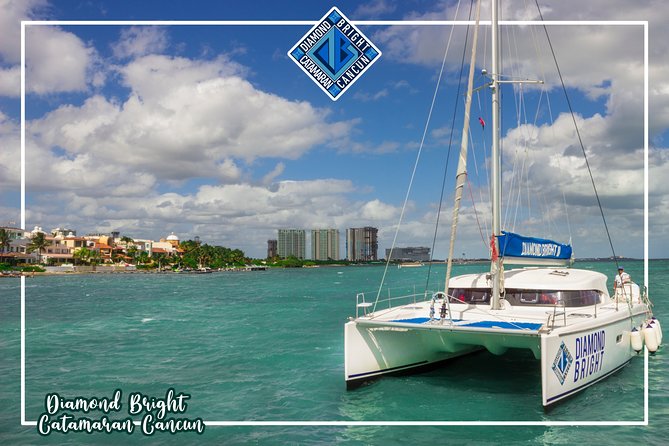 Luxury Catamaran Tour to Isla Mujeres With Transportation From Cancun - Included Activities