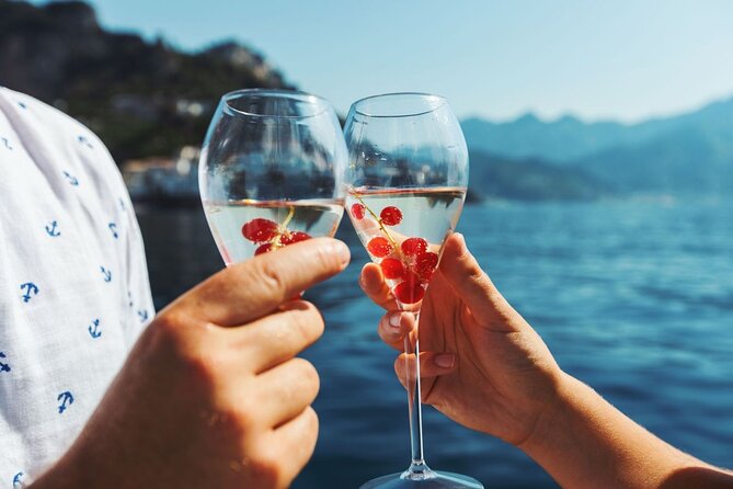 Luxury Cruises - Boat Specifications and Amenities