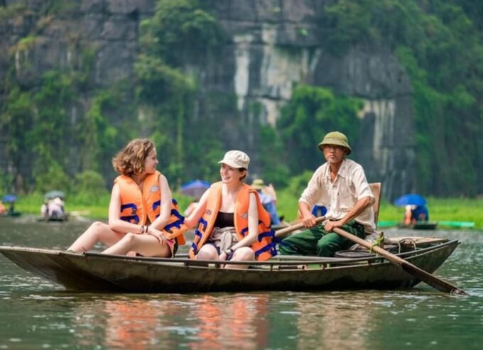 Luxury Day Trip: Bich Dong, Local Farmers House, Trang An - Frequently Asked Questions