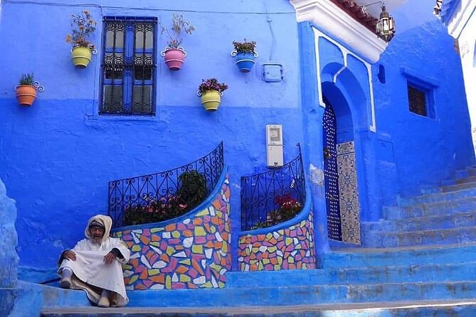 Luxury Day Trip to Chefchaouen From Fes by Small Group - Pickup and Transportation Details