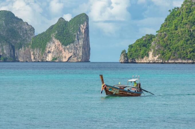 Luxury Day Trip to Maya Bay, Phi Phi & Khai Island - Amenities and Policies