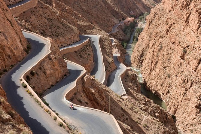 Luxury Desert Tour 3 Days 2 Nights Fez Merzouga Ouarzazate Marrakech - Traveler Capacity