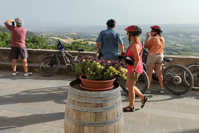 Luxury Eno and Oil Experience, by E-Bike and More... - Biking and Tasting Details
