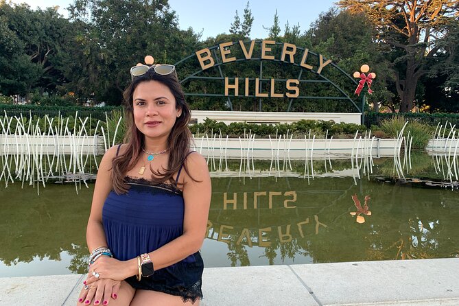 Luxury EV SUV Tour of Los Angeles With Hotel Pickup - Panoramic View of Hollywood Sign