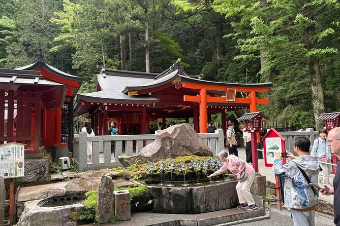 Luxury Hakone Hot Spring & Lake Ashi Cruise Tour From Tokyo - Key Points