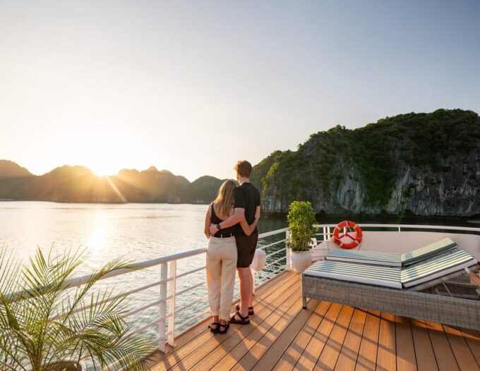 Luxury Lan Ha Bay Full Day Boat Tour From Hanoi - Frequently Asked Questions