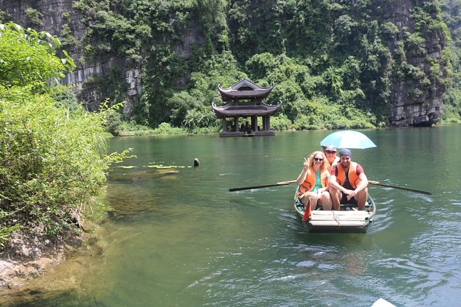 Luxury Limousine Small Group Tour to Tam Coc, Mua Cave, and Bich Dong - Cancellation Policies