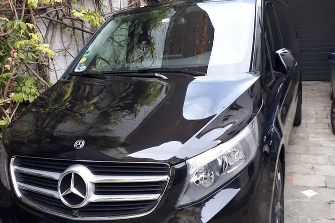 Luxury Minivan From Charleroi Airport to the City of Brussels - Service Highlights