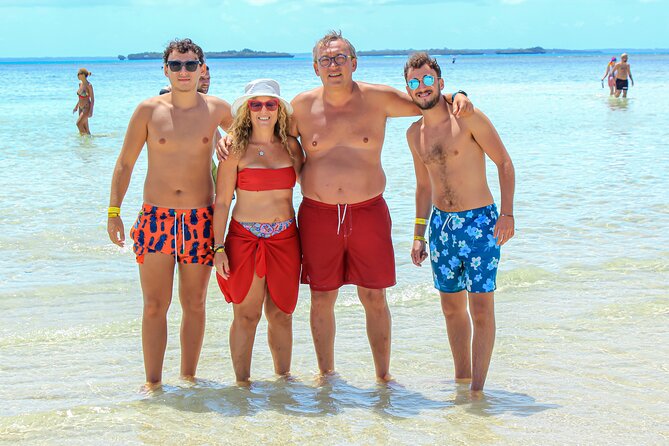 Luxury NAKUPENDA SANDBANK and SPICE FARM TOUR ( Lunch Included ) - Pickup Information