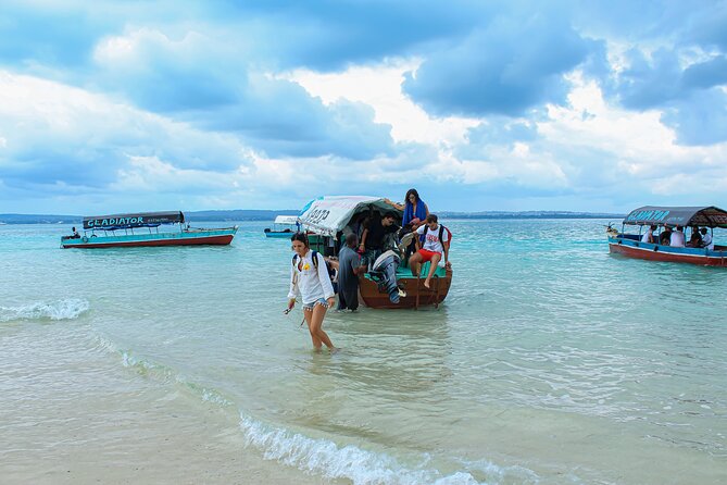 Luxury NAKUPENDA SANDBANK and SPICE FARM TOUR ( Lunch Included ) - Dining and Refreshments