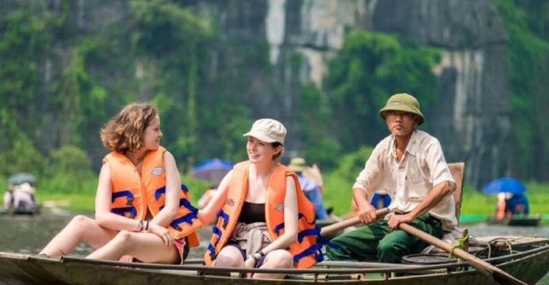 Luxury Ninh Binh Tour: Explore Hoa Lu, Trang An & Hang Mua. - Itinerary Highlights