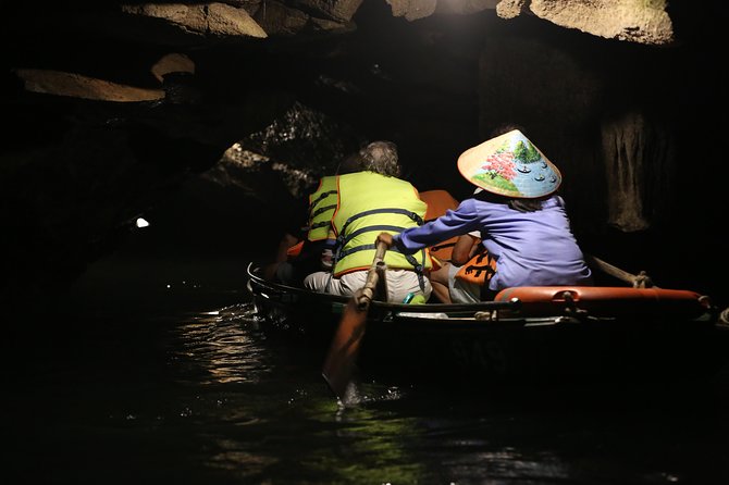 Luxury Ninh Binh Trang an Hoa Lu, Thai Vi Temple, Bike, Boat - Experiencing Local Culture and Traditions