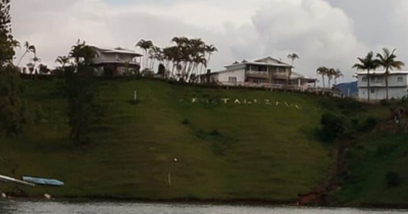 Luxury Plank - Guatapé From Medellín - Accessibility and Requirements