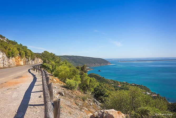 Luxury Private Arrábida Tour and Bacalhoa Palace With Exclusive Wine Taste - Cancellation Policy