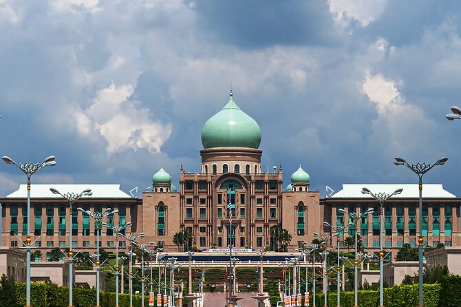 LUXURY Private Day Tour: Kuala Lumpur & Malacca From Singapore by Licensed Guide - Tour Inclusions