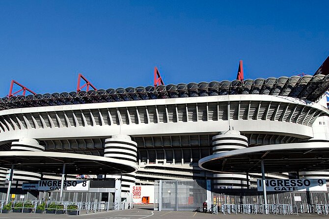 Luxury Private Day Transfer From Milan Center to Malpensa Airport - Included Features